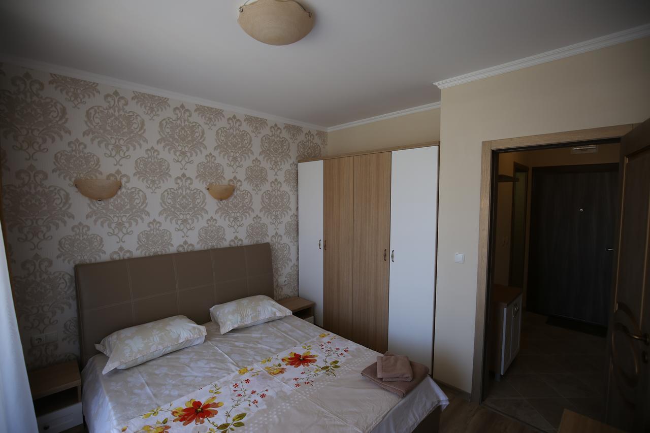 Apartments In Rif 3 Ravda Extérieur photo