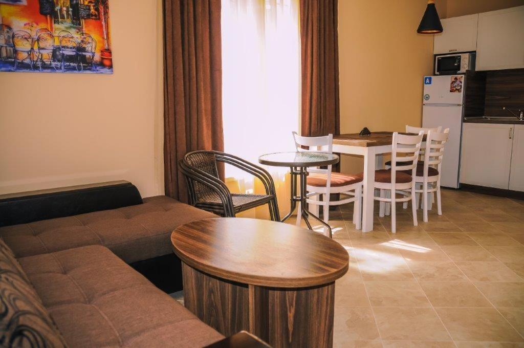 Apartments In Rif 3 Ravda Extérieur photo